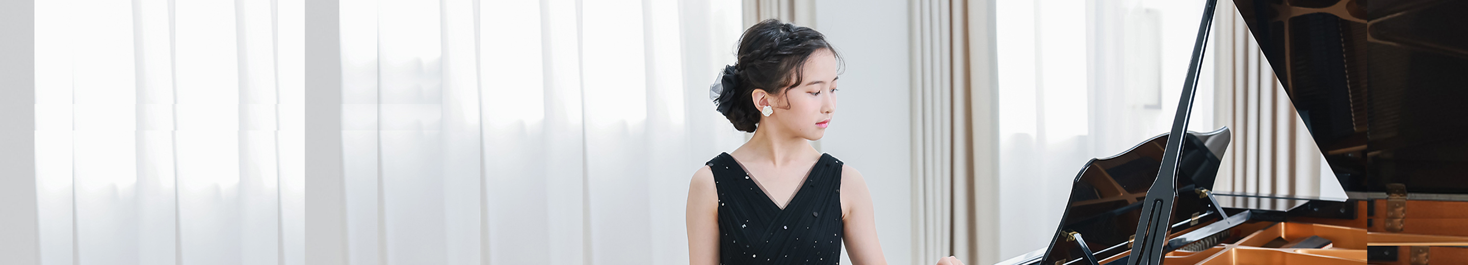 Junior Dress Collection