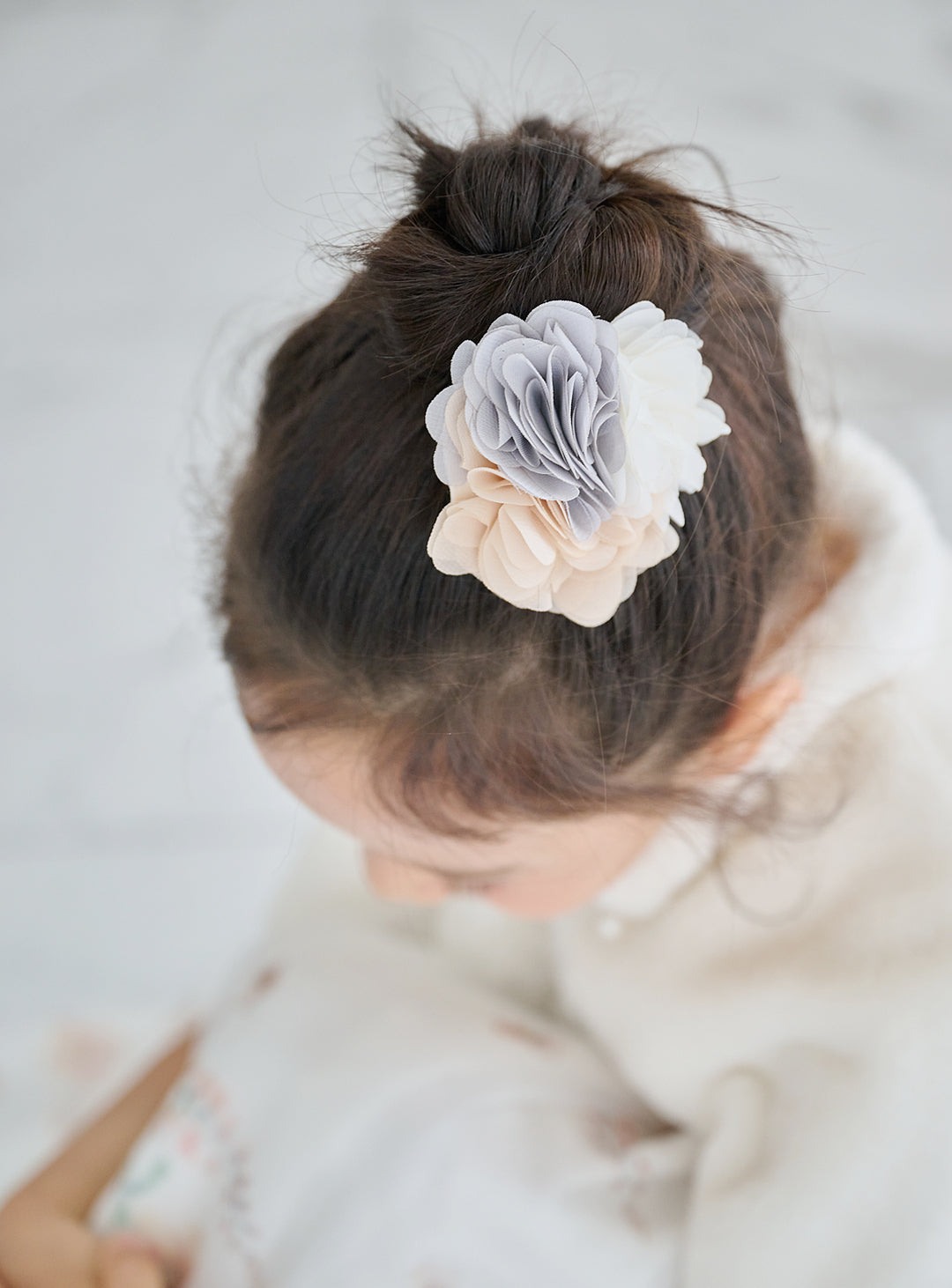 HAIR ACCESSORY