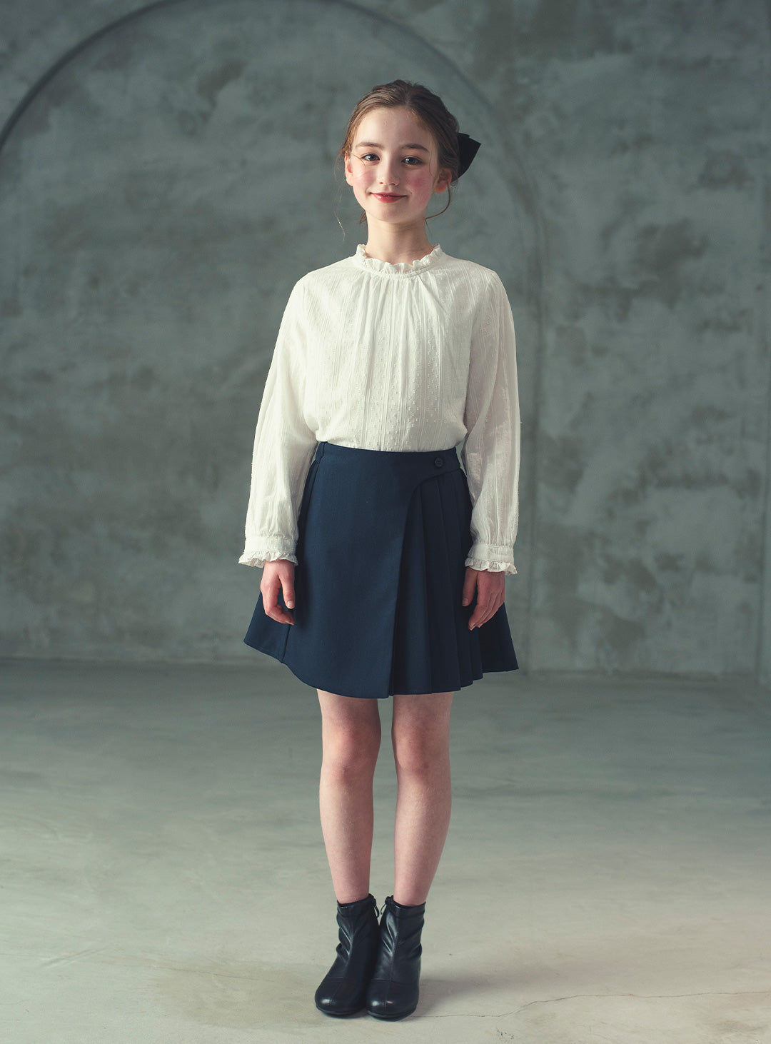 K250310 - フリルネックコットンブラウス