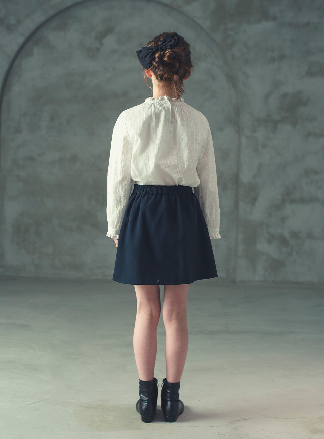 K250310 - フリルネックコットンブラウス