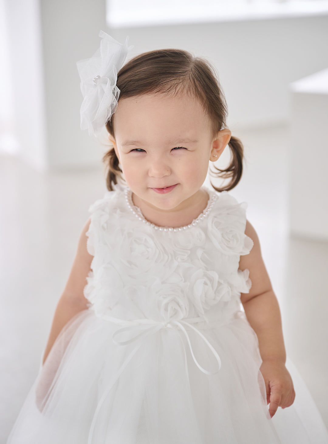 子供ドレス発表会・結婚式・おしゃれなDRESCCOのD-SU-33-3ベビー・ホワイトローズモチーフドレスの画像13