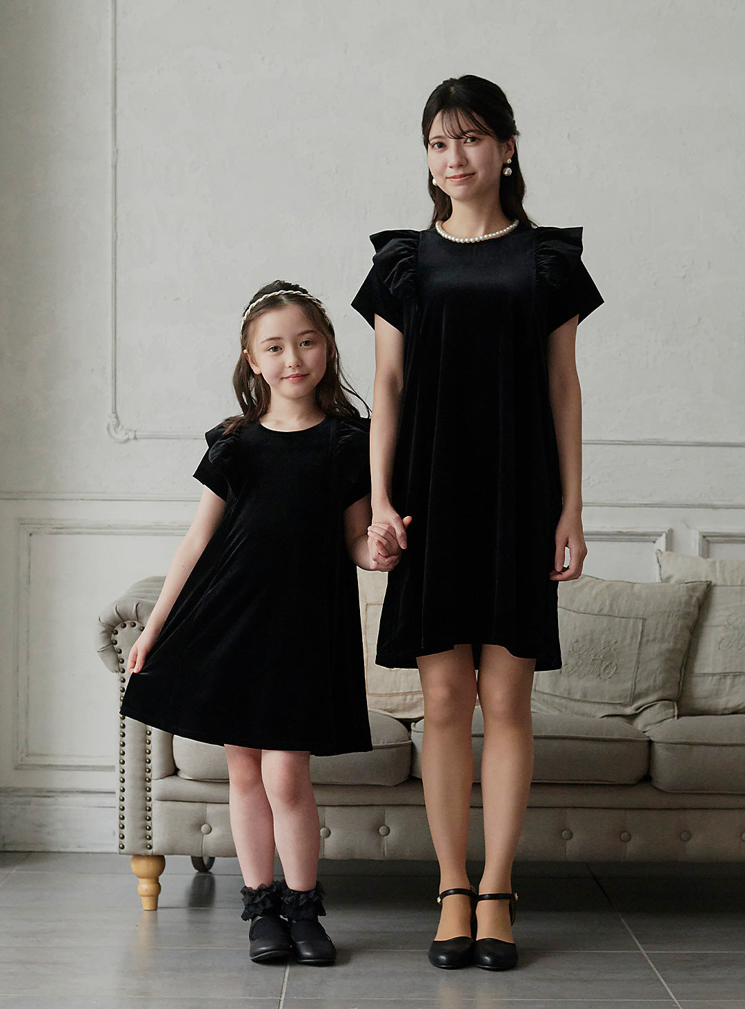 K3052 - ブラックベルベットフリルワンピース