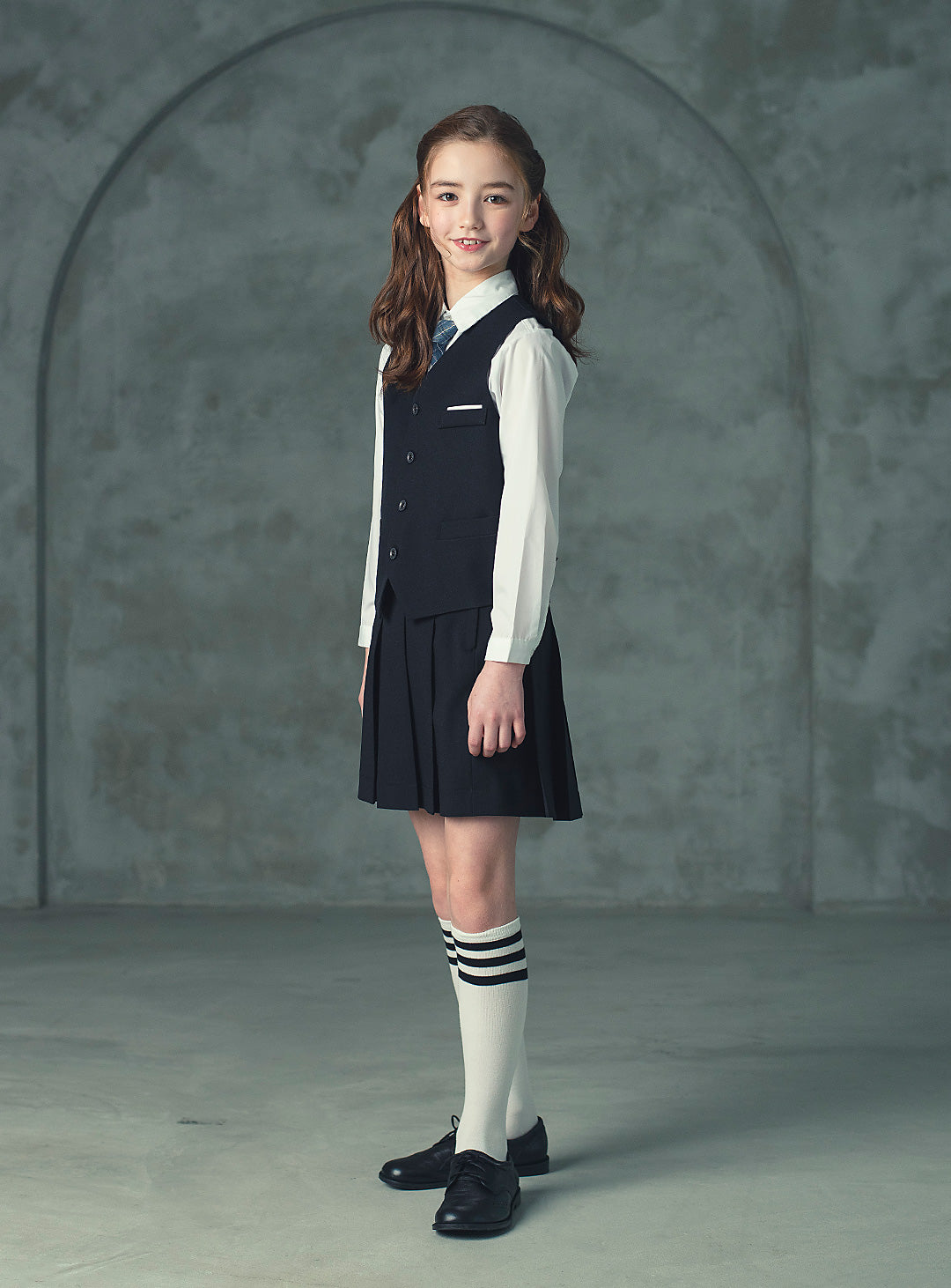 ブラックベストスカート2ピースセット(ベスト、スカート)