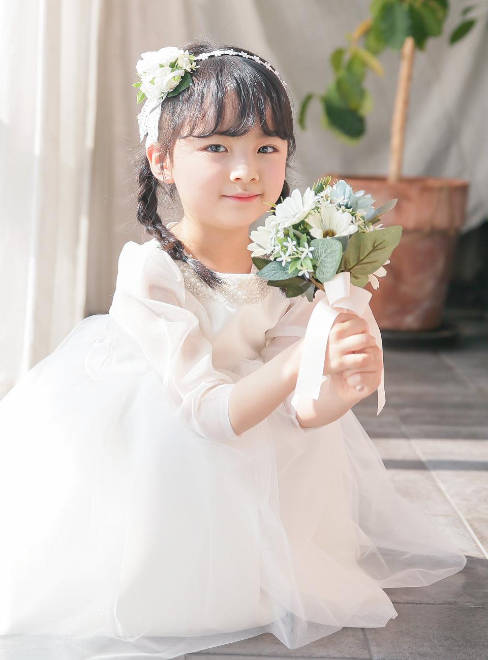 子供ドレス発表会・結婚式・おしゃれなDRESCCOのミネルバふんわり七分袖ドレスの画像4
