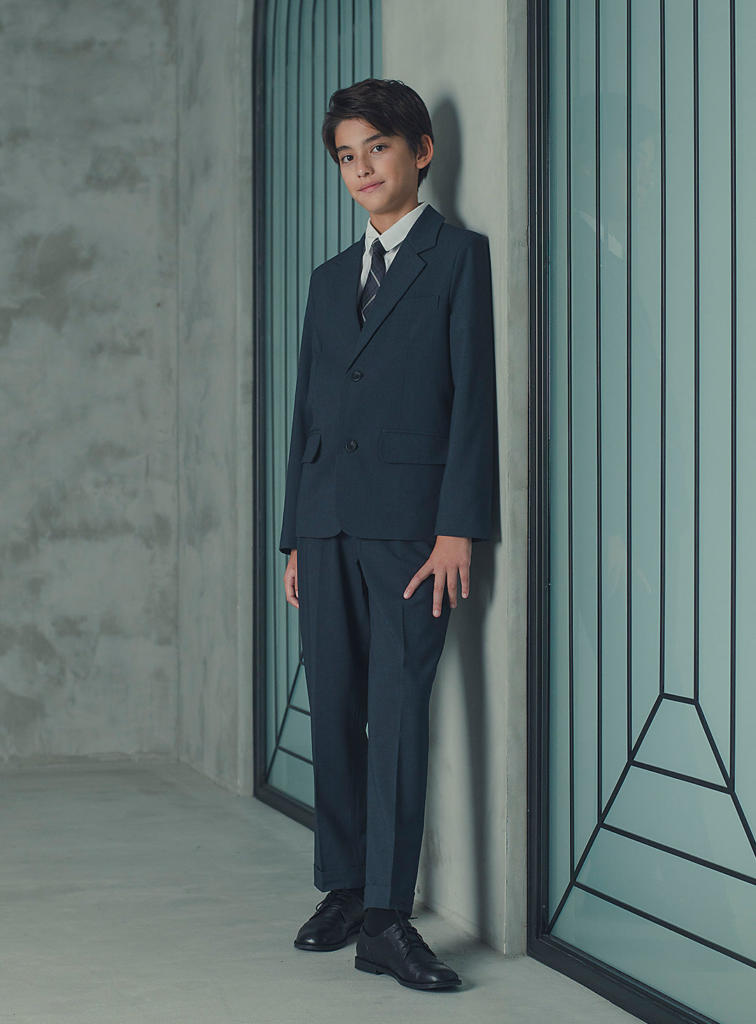 アレックスチャコールウール混シングルブレストスーツセット(ジャケット、長ズボン)