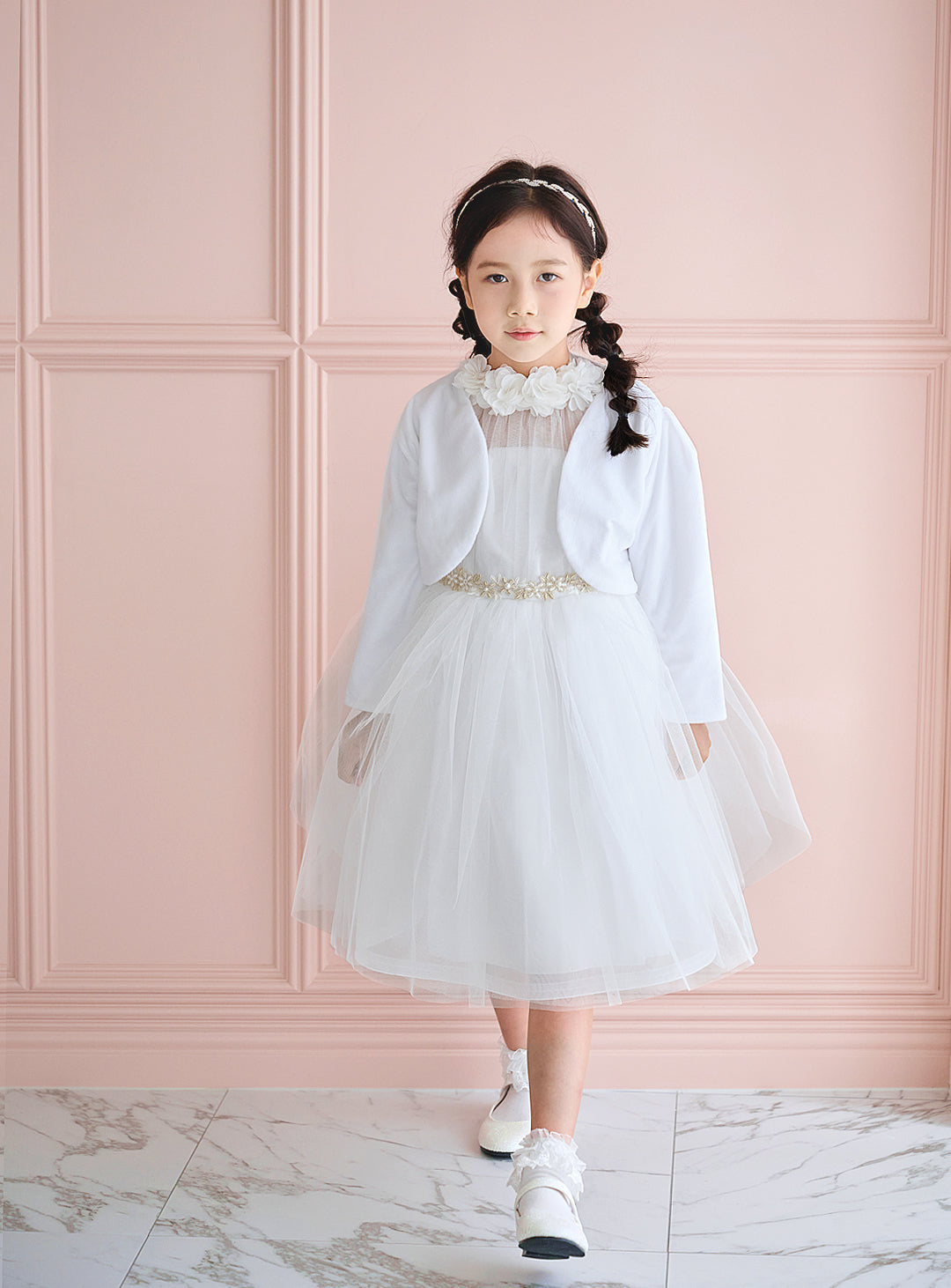 子供ドレス発表会・結婚式・おしゃれなDRESCCOのホワイトシフォンフラワーホルターネックドレスの画像10