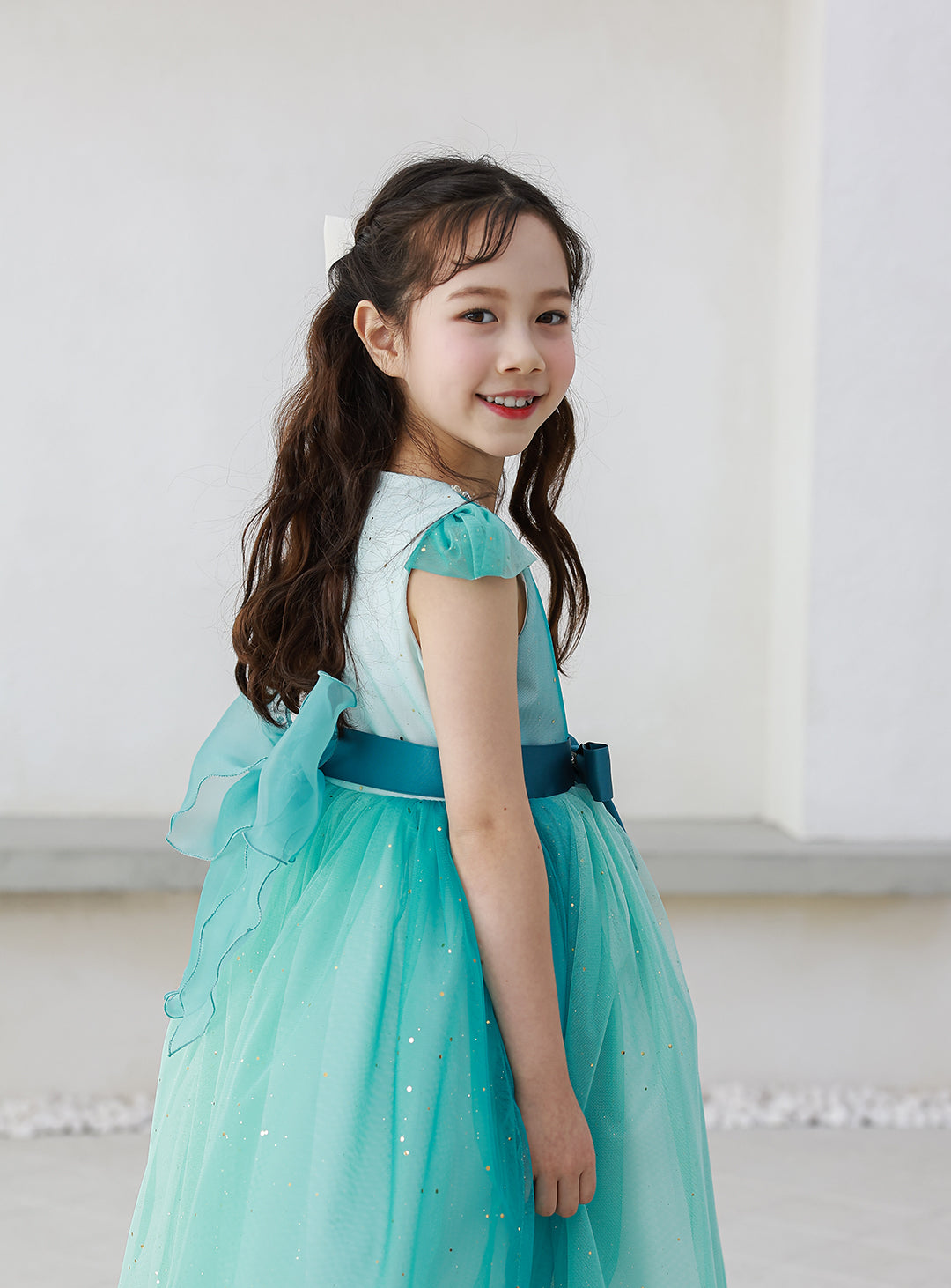 アリアナクリームリボンヘアピン