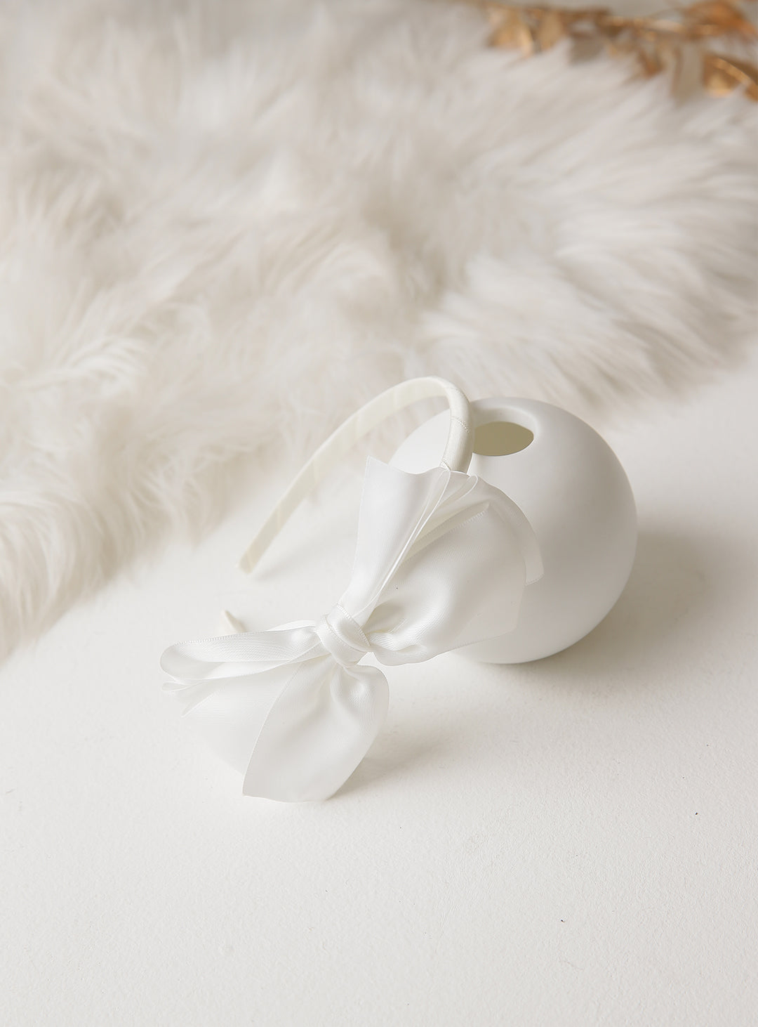 ルナリボンカチューシャ(ホワイト)