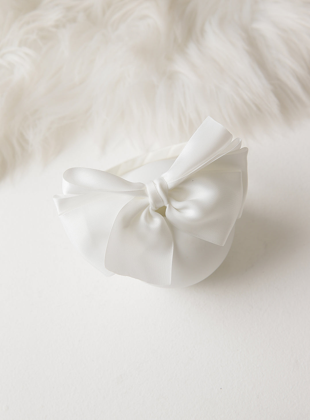 ルナリボンカチューシャ(ホワイト)