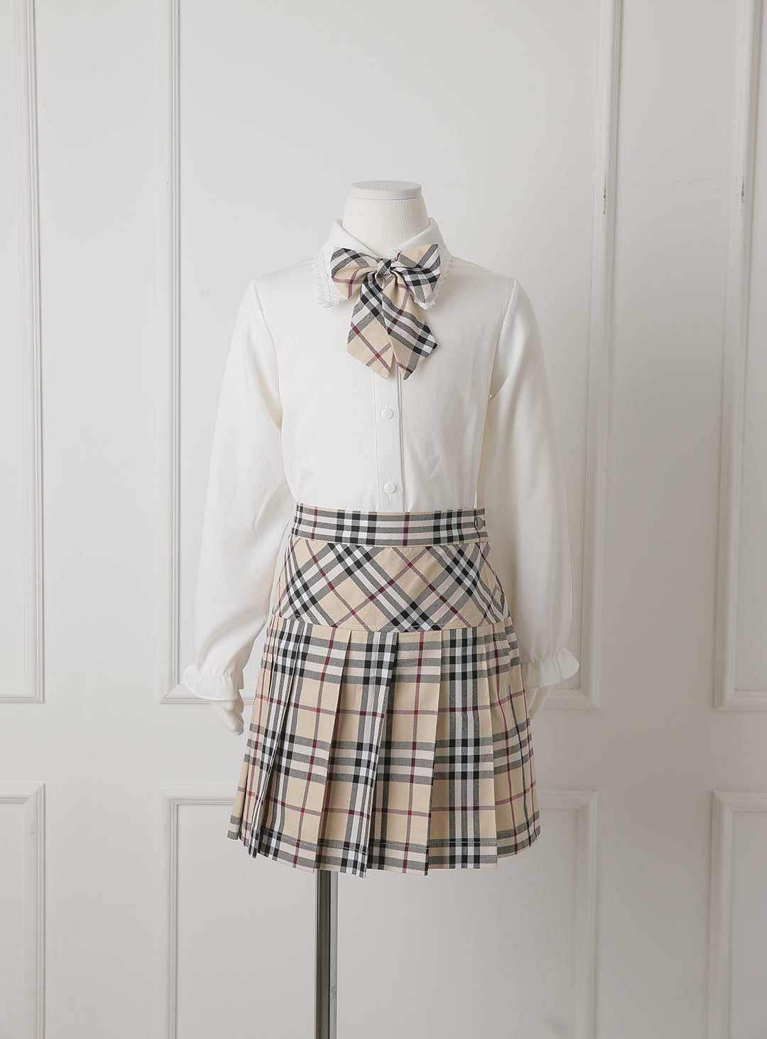 グレースホワイトシングルジャケットベージュチェックスカート3ピースセット(ジャケット、スカート、リボンタイ)
