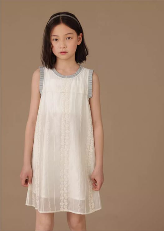 K240520001 - オルガンプリーツオフホワイトワンピース