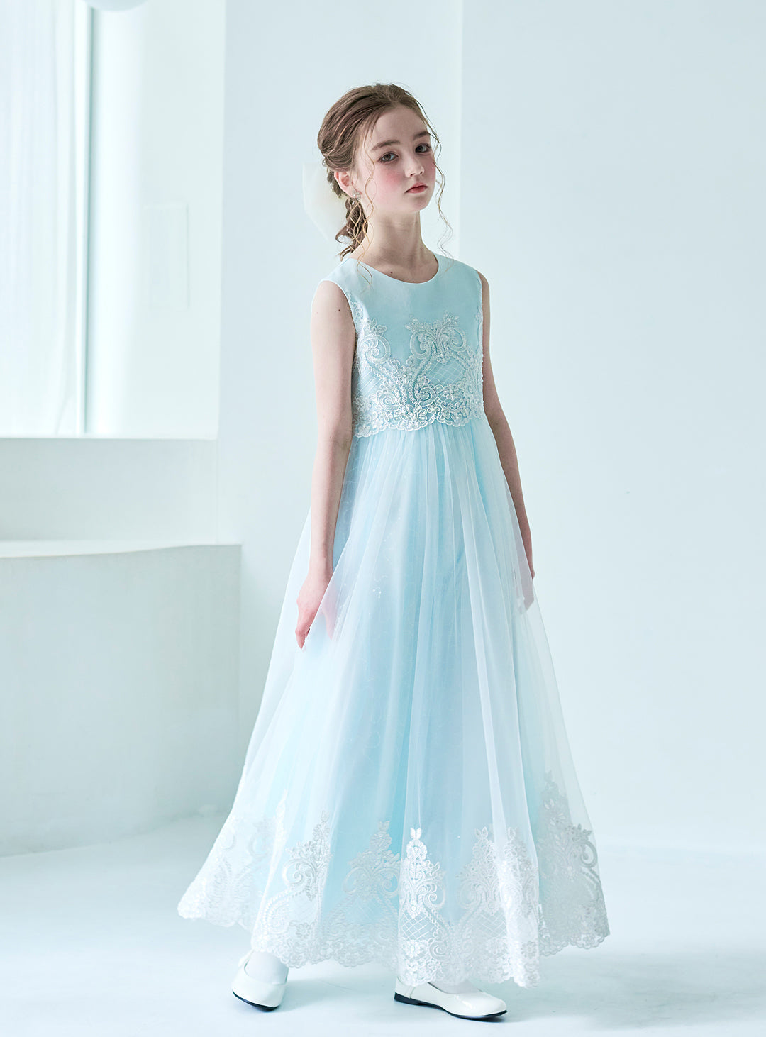 サックスブルーリュクスレースドレス