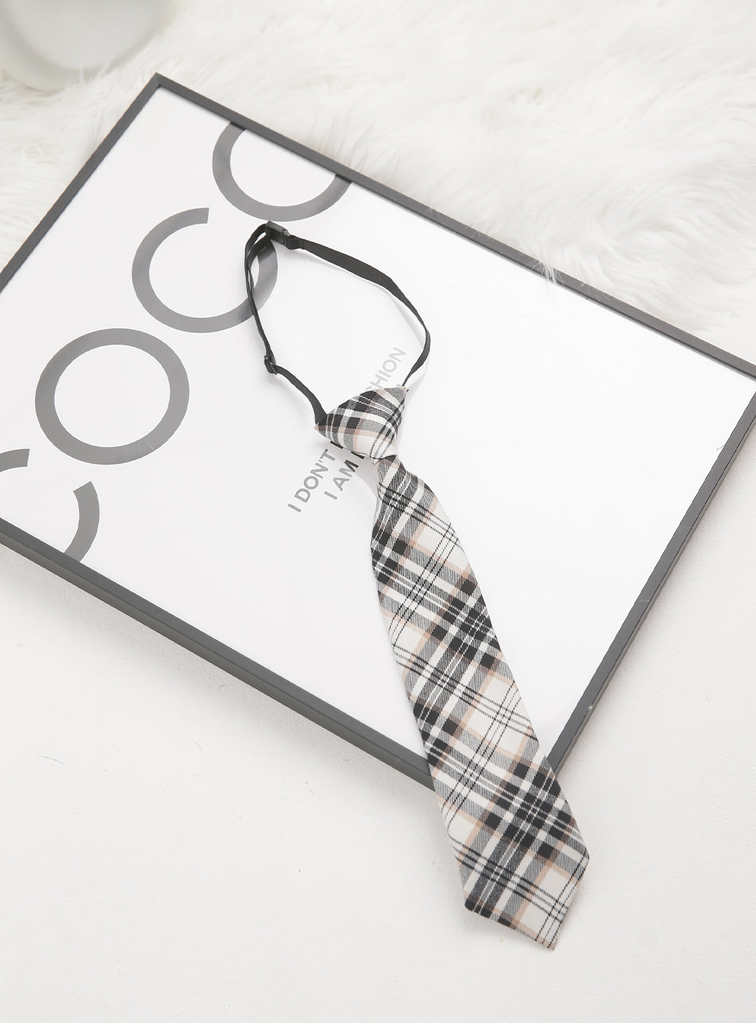 ブラック×イエローチェック柄ネクタイ