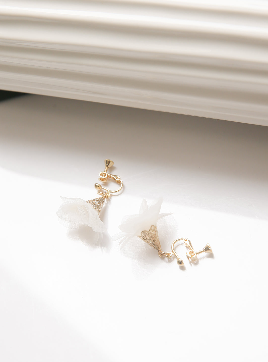 子供ドレスのイヤリング・発表会結婚式・おしゃれなDRESCCOのエイリン-Shushu Earing Aの画像1