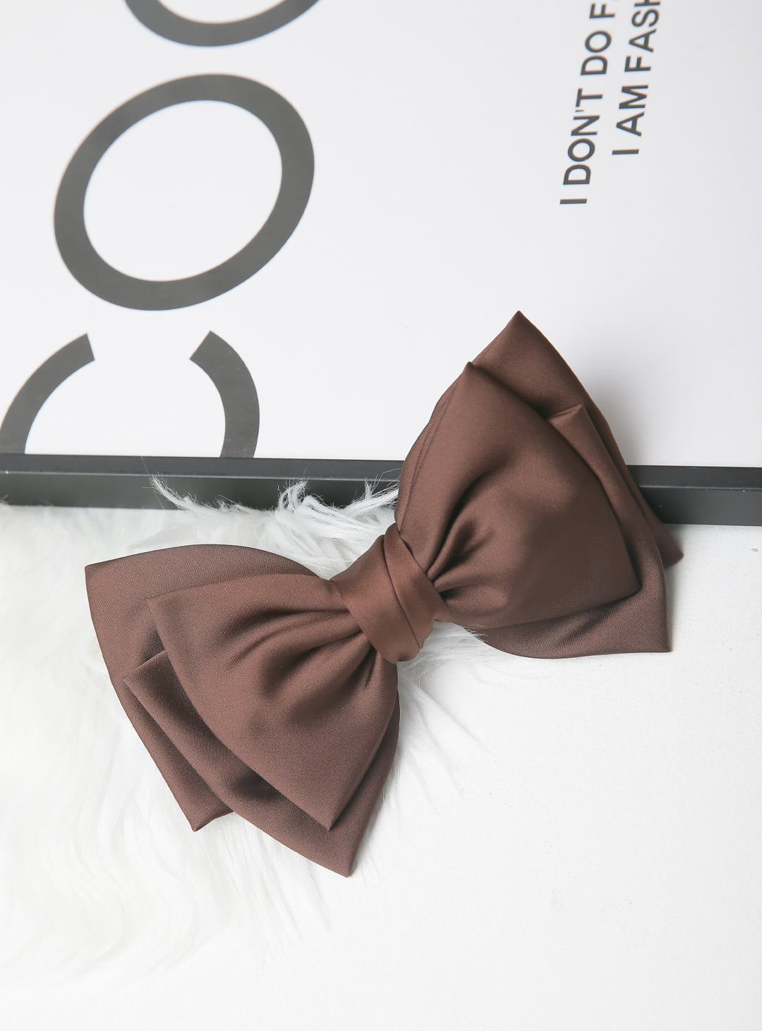 シルキービックリボン3重ヘアピン(ブラウン)