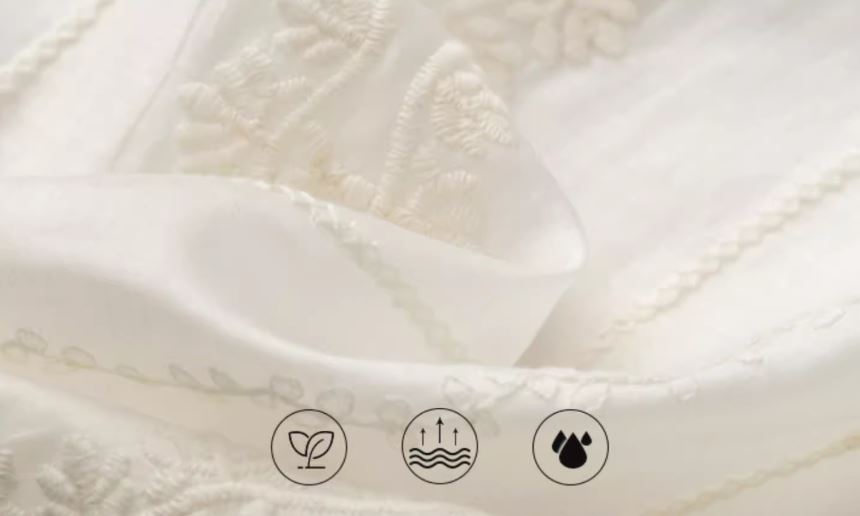 K240520001 - オルガンプリーツオフホワイトワンピース