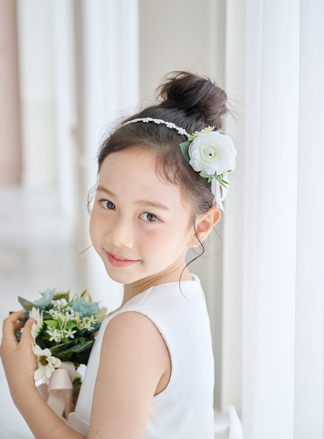 子供ドレス発表会・結婚式・おしゃれなDRESCCOのD-SU-57-1-ホワイトフラワーリーフドレスの画像17