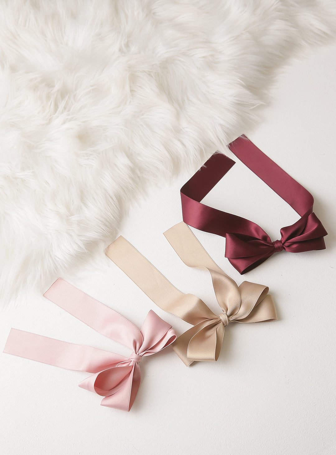 Mayen satin ribbon pin