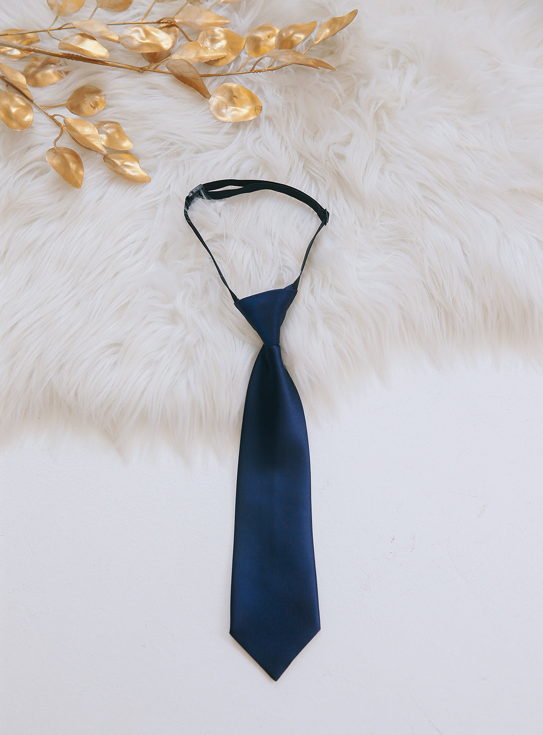 シンプル無地ネイビーアジャスターゴム紐付きネクタイ(光沢あり)