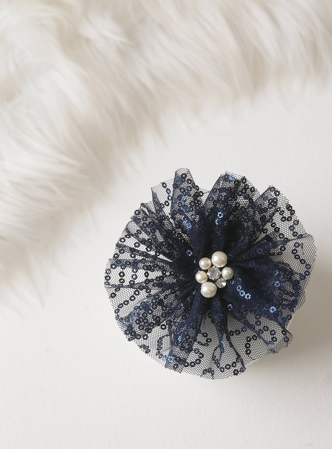 Navy sequin hairpin