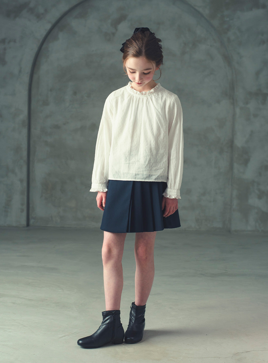 K250310 - フリルネックコットンブラウス