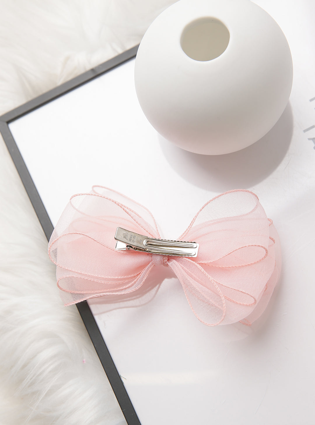 Georgette ribbon hairpin in pink