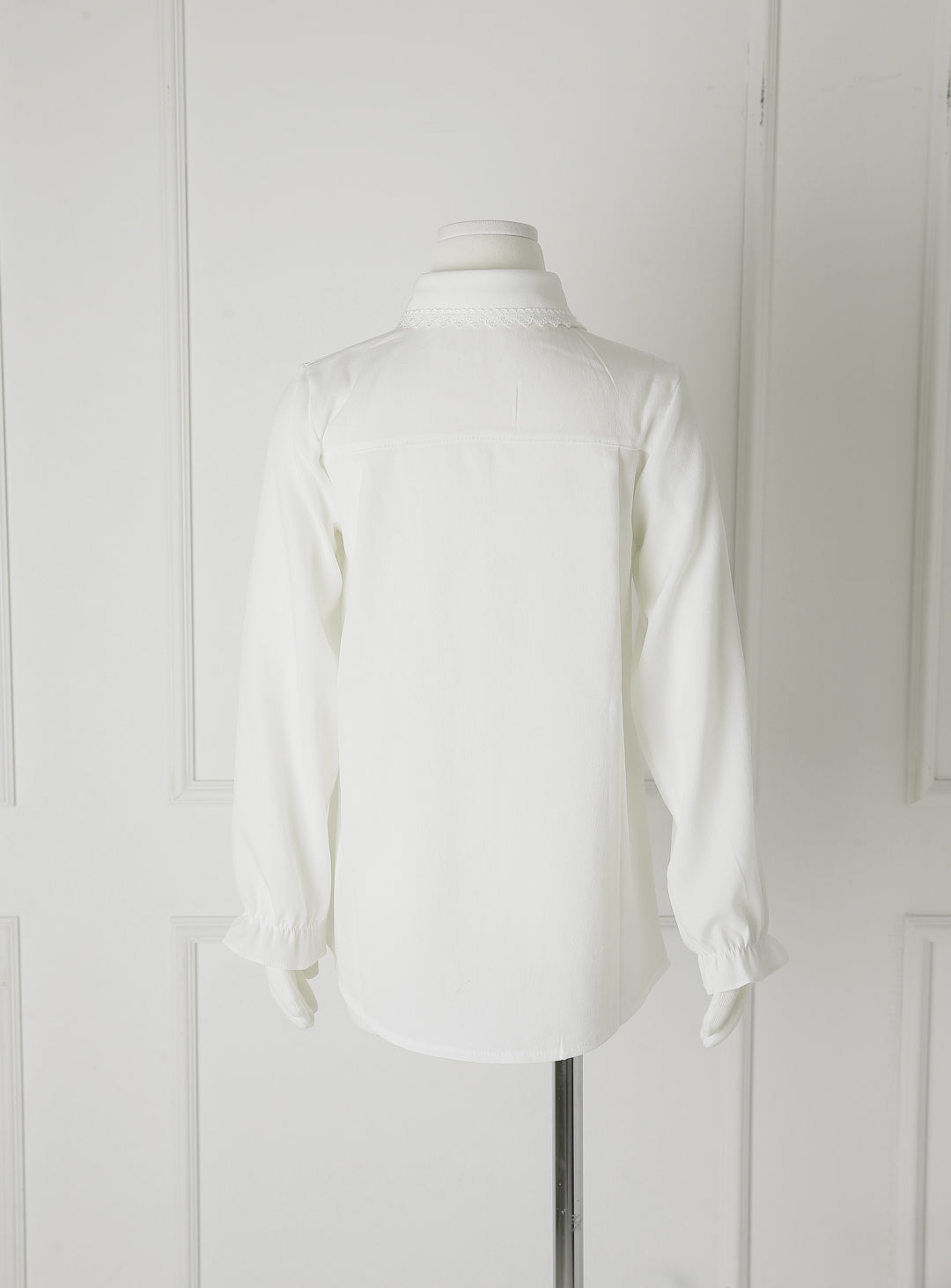 レースカラーブラウス