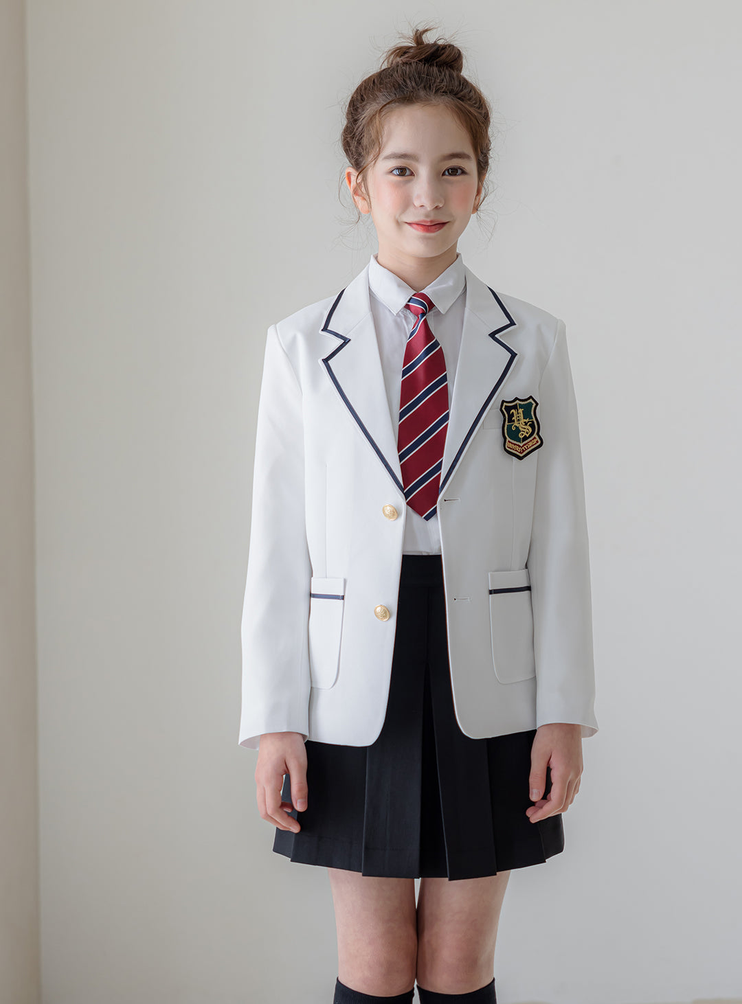 グレースホワイトシングルジャケットブラックスカート2ピースセット(ジャケット、スカート)