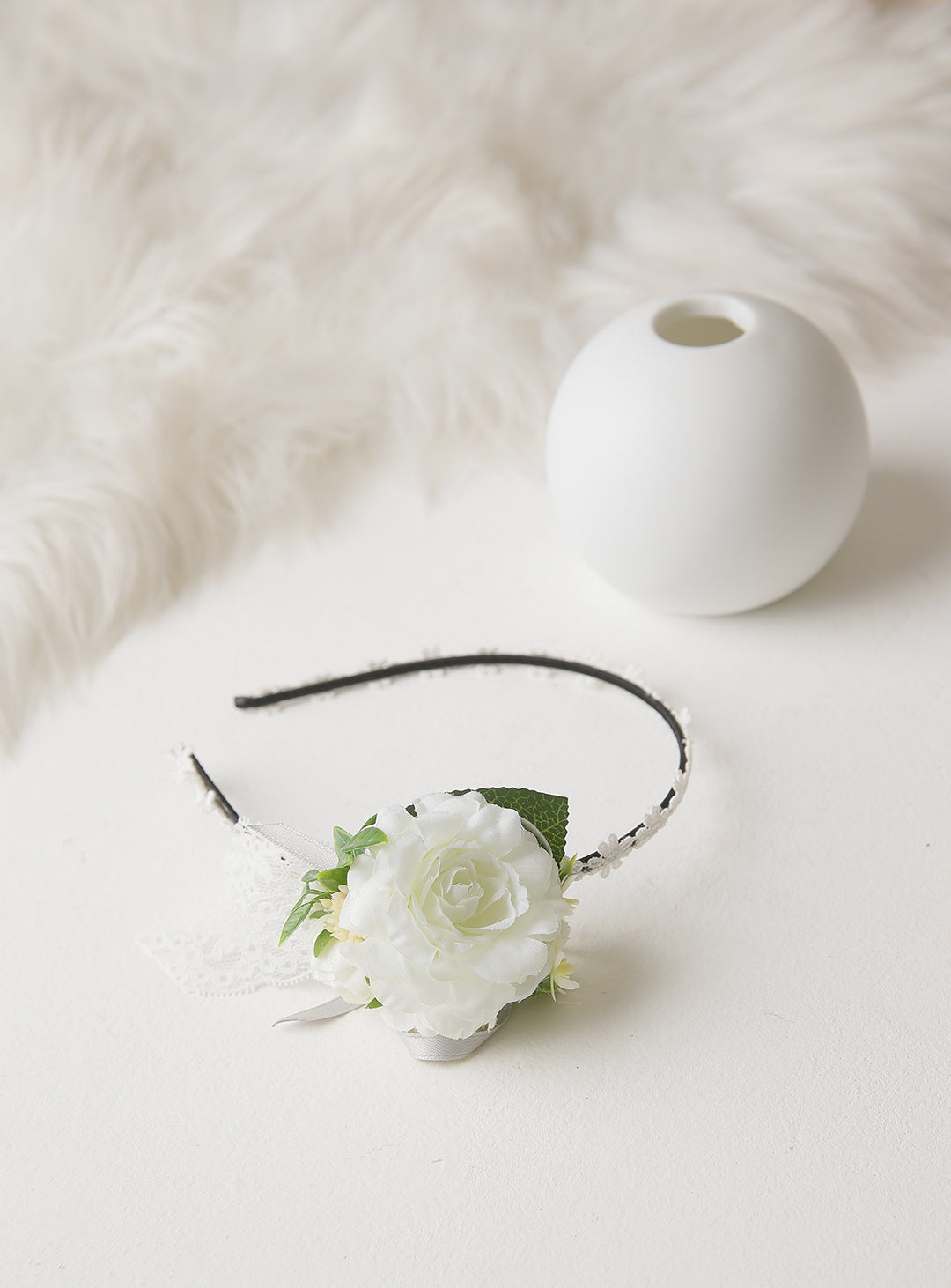 タスフラワーレースカチューシャ