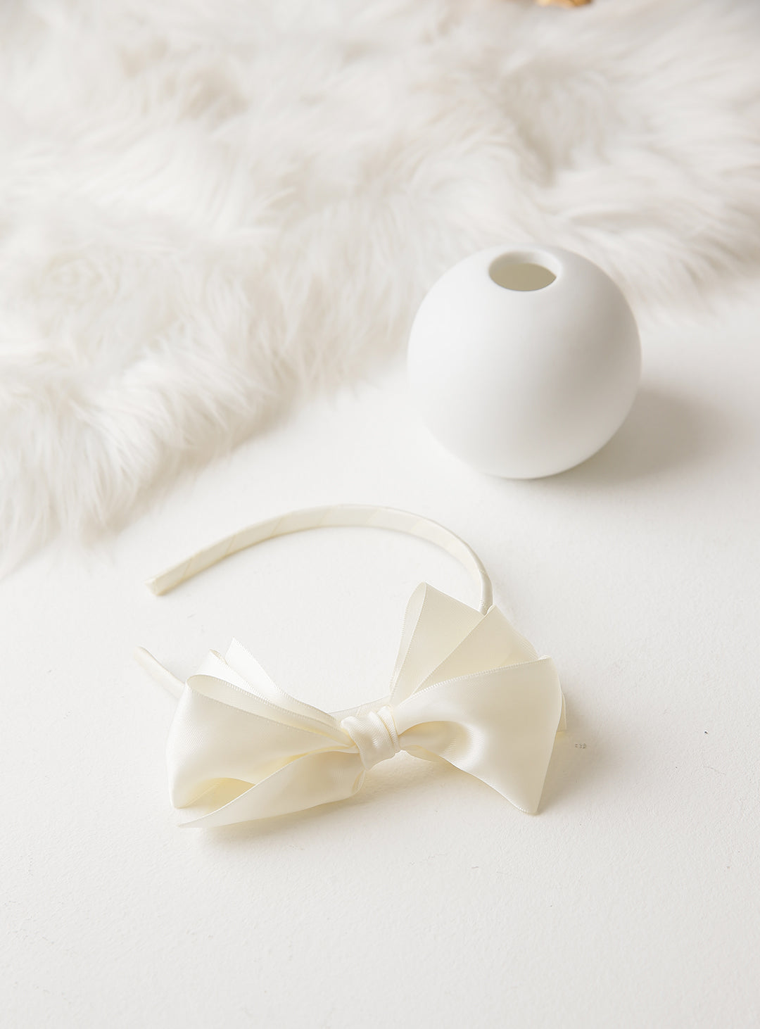 ルナリボンカチューシャ(アイボリー)