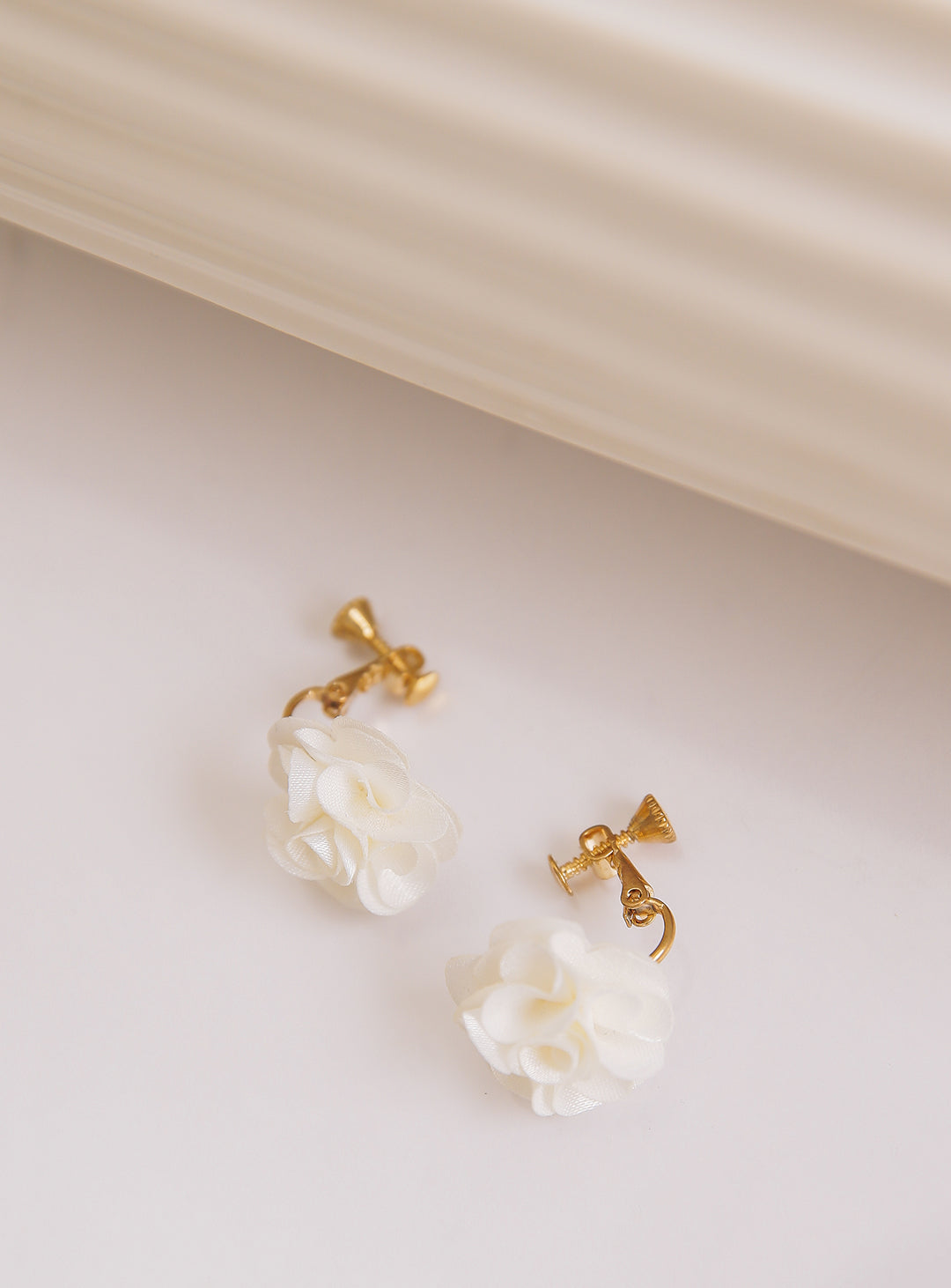 Cha Cha Flower Earrings