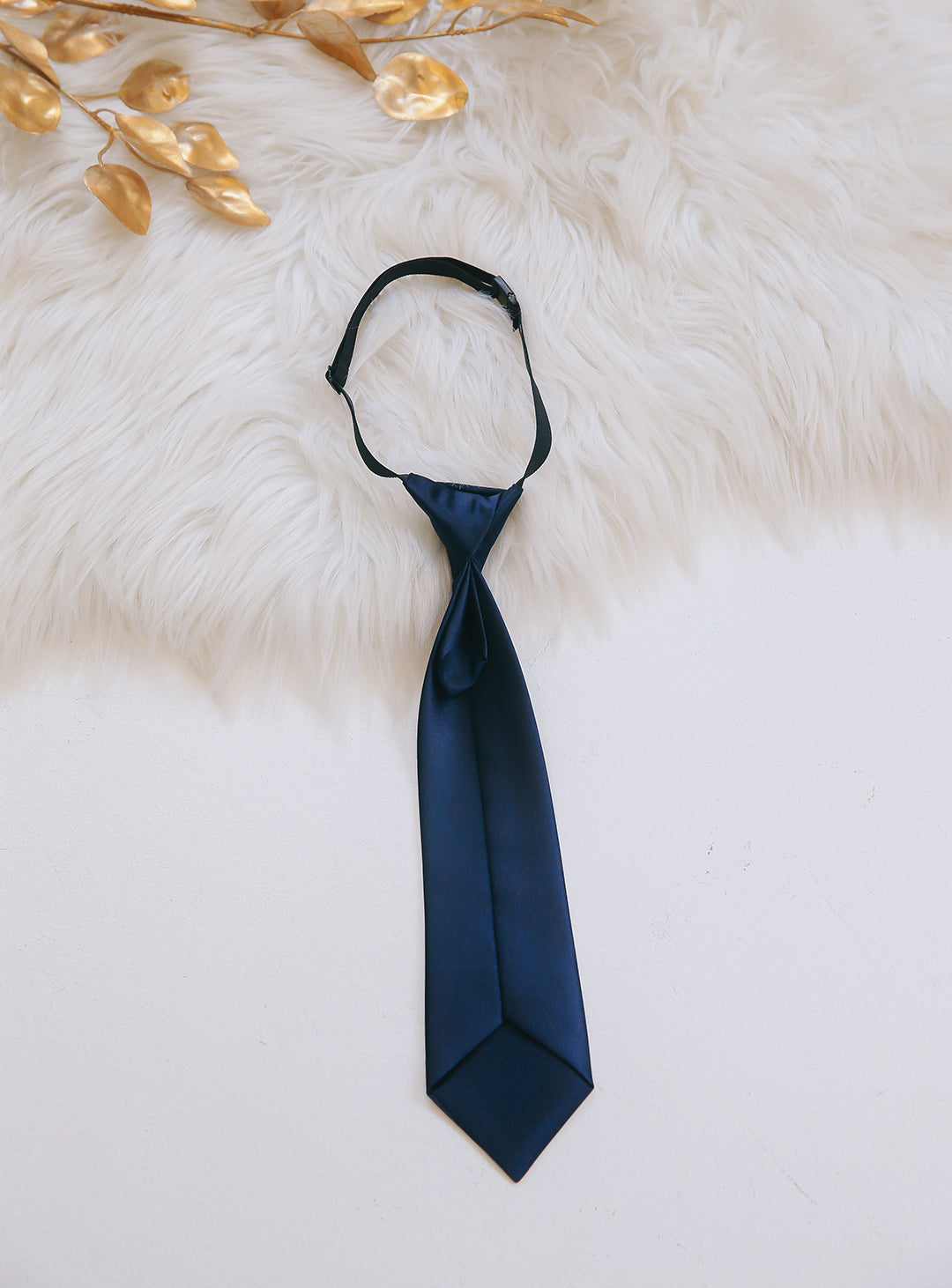 シンプル無地ネイビーアジャスターゴム紐付きネクタイ(光沢あり)