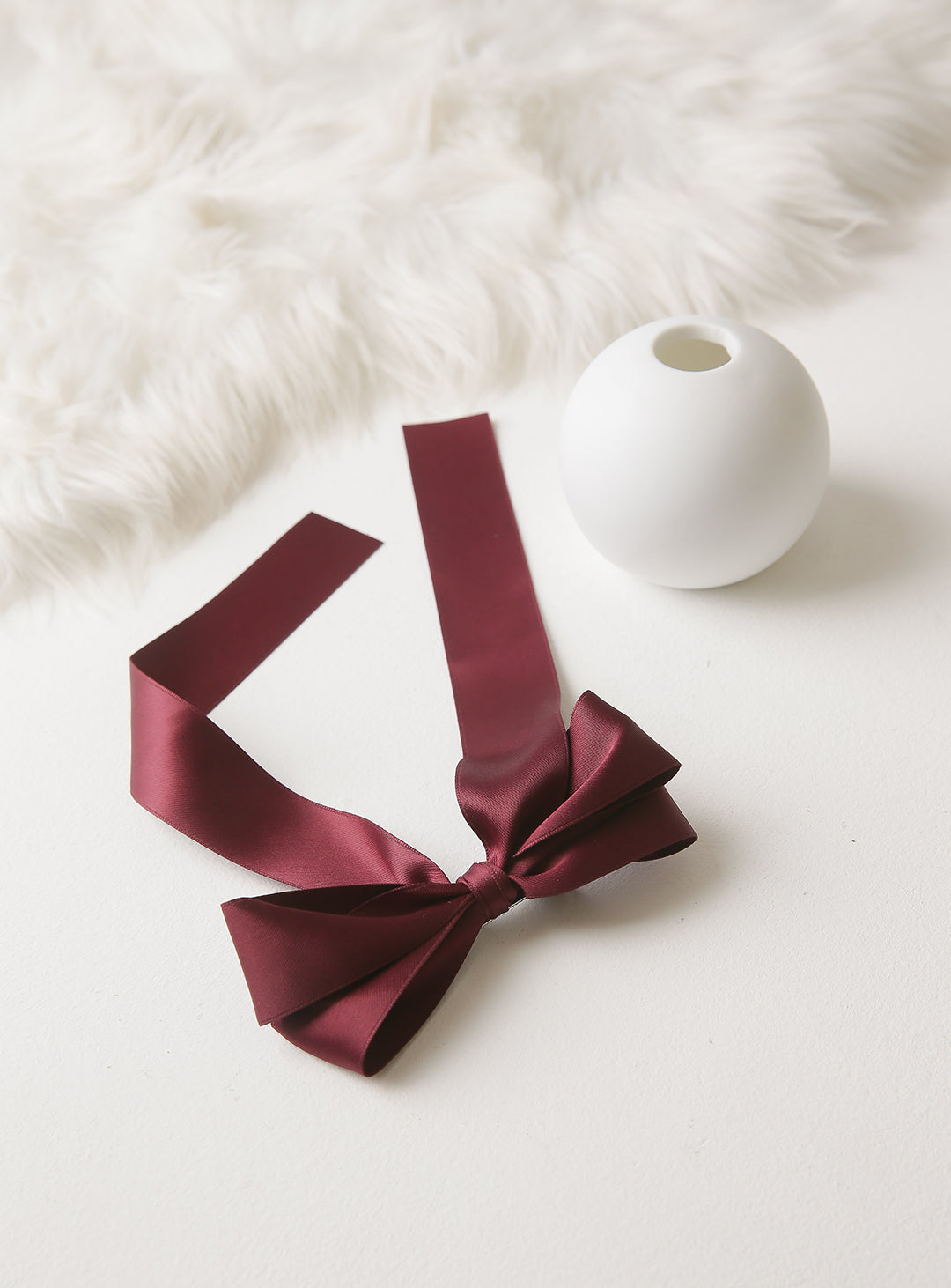 Mayen satin ribbon pin