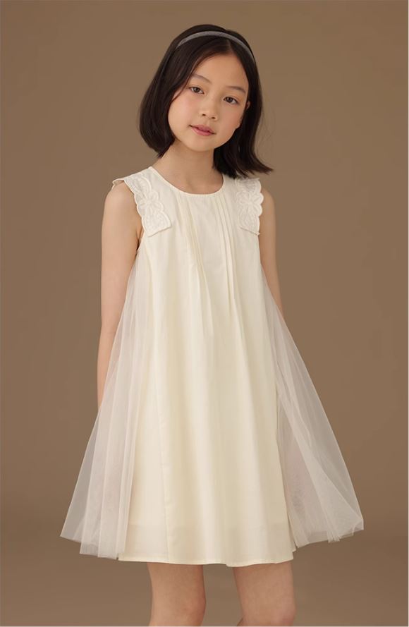 K240417001 - アイボリーノースリーブワンピース