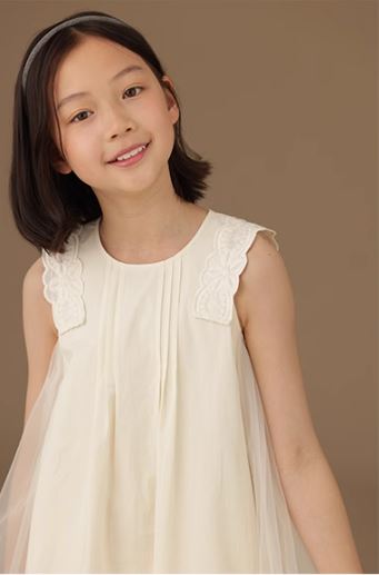 K240417001 - アイボリーノースリーブワンピース