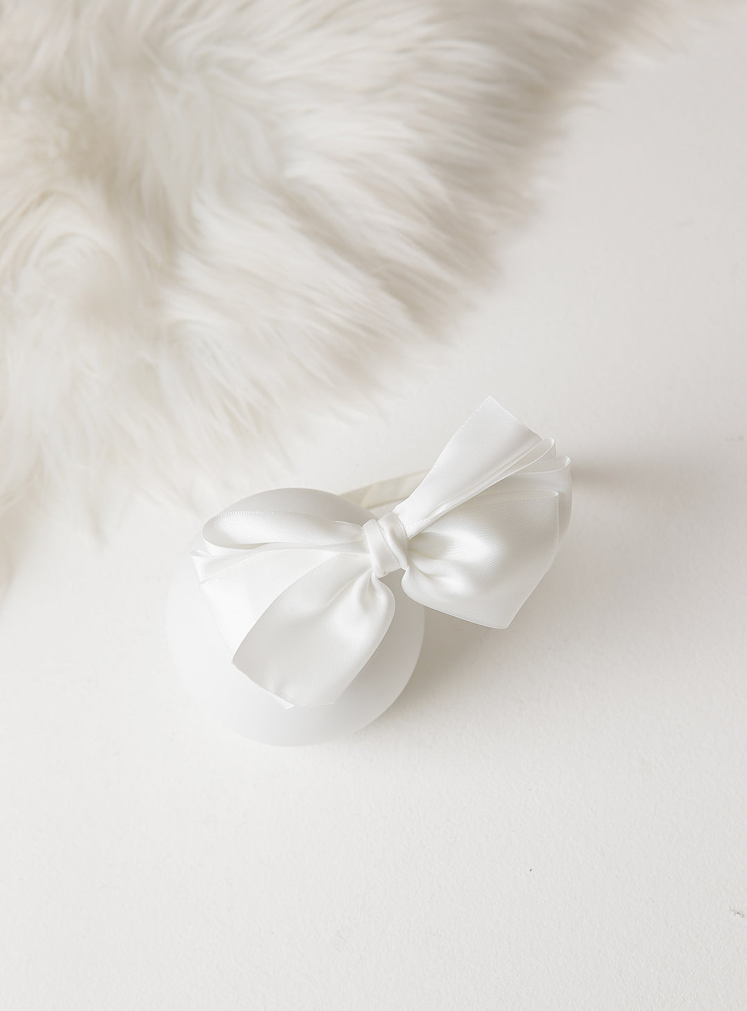 ルナリボンカチューシャ(ホワイト)