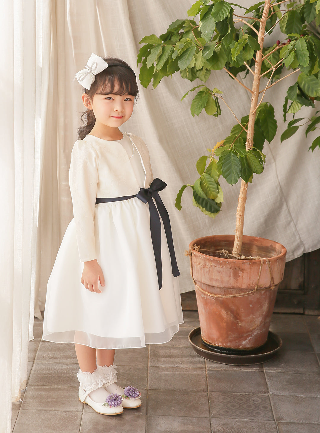 子供ドレスのボレロ・カーディガン・発表会結婚式・おしゃれなDRESCCOのリゲルカーディガン(アイボリー)の画像11