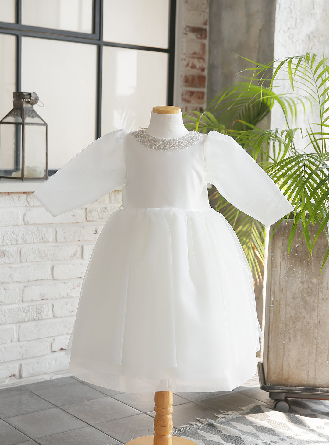 子供ドレス発表会・結婚式・おしゃれなDRESCCOのミネルバふんわり七分袖ドレスの画像13