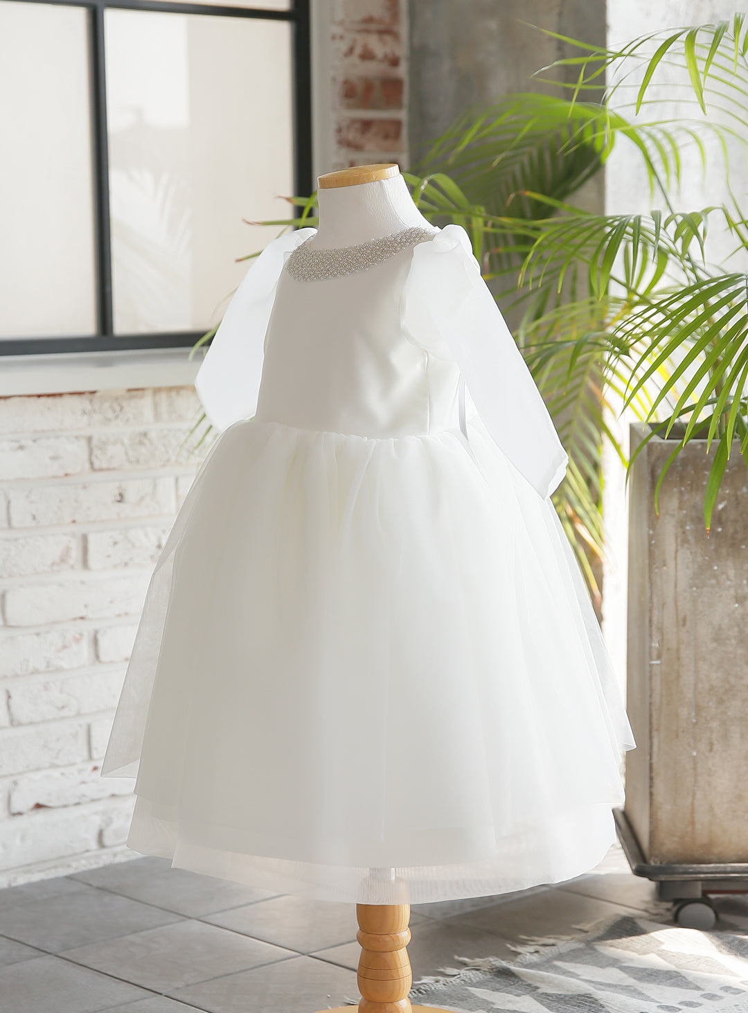 子供ドレス発表会・結婚式・おしゃれなDRESCCOのミネルバふんわり七分袖ドレスの画像14