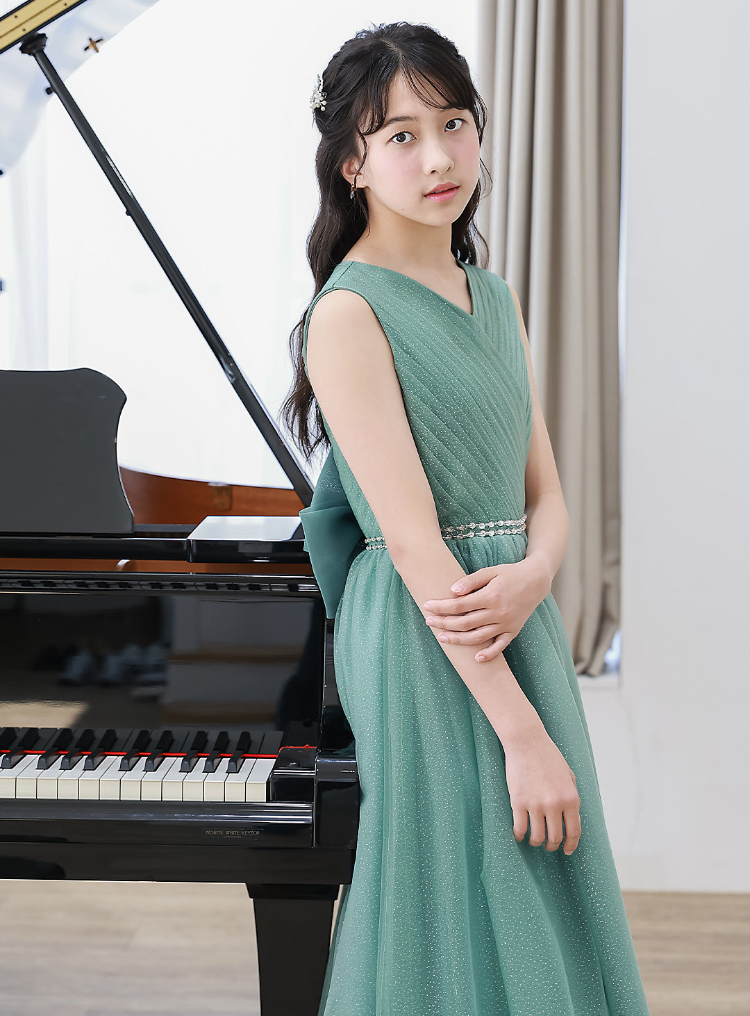 シルバーセージグリーンチュールロングドレス