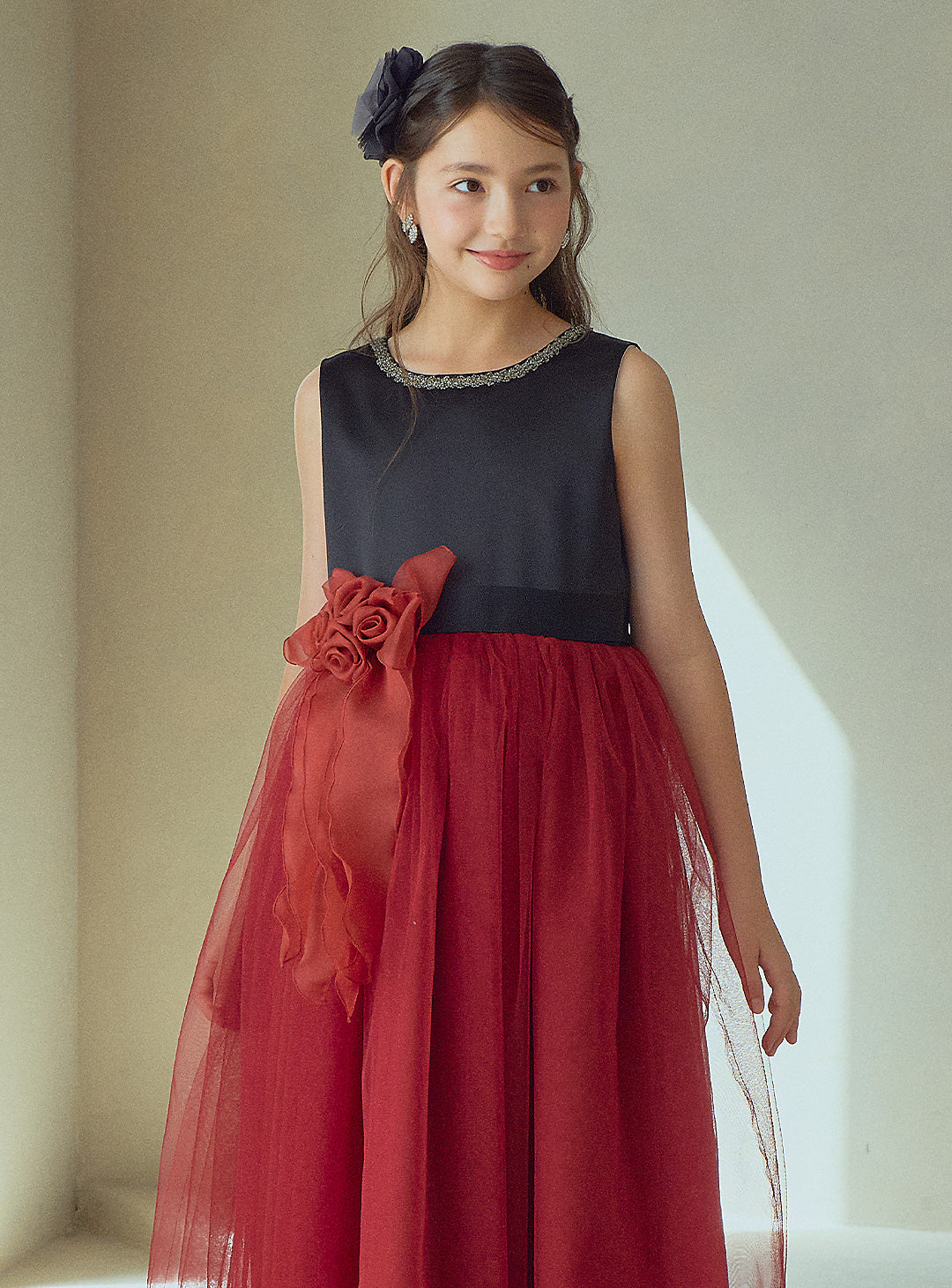 Black and Red Rose Corsage Long Dress