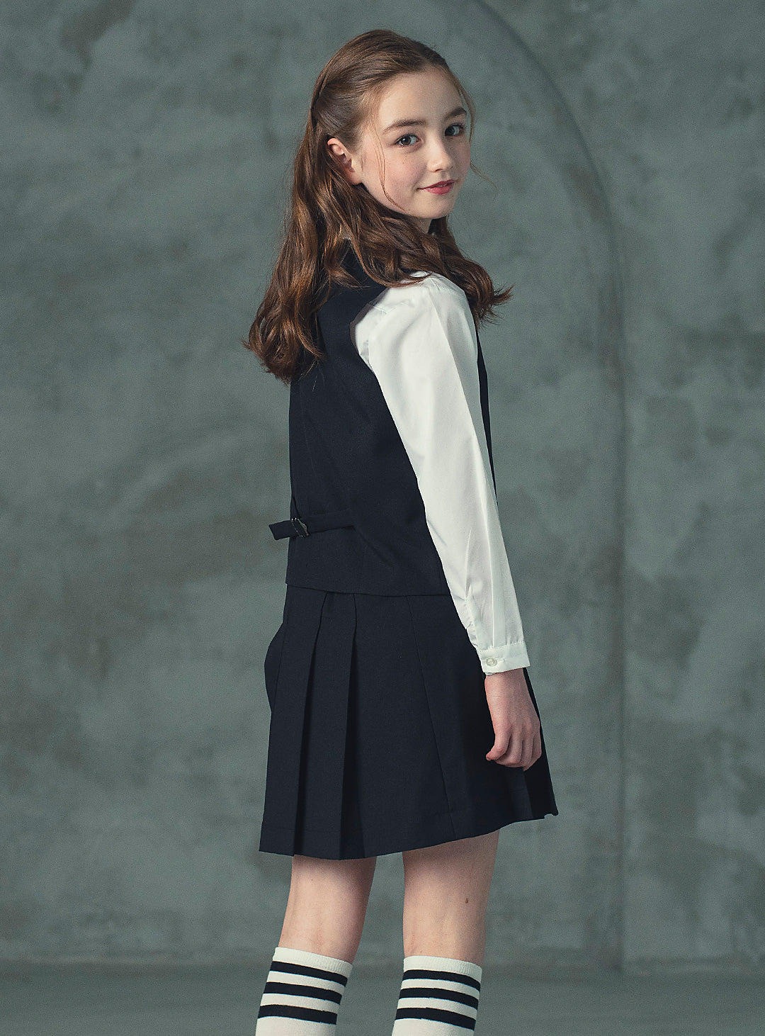 ブラックベストスカート2ピースセット(ベスト、スカート)