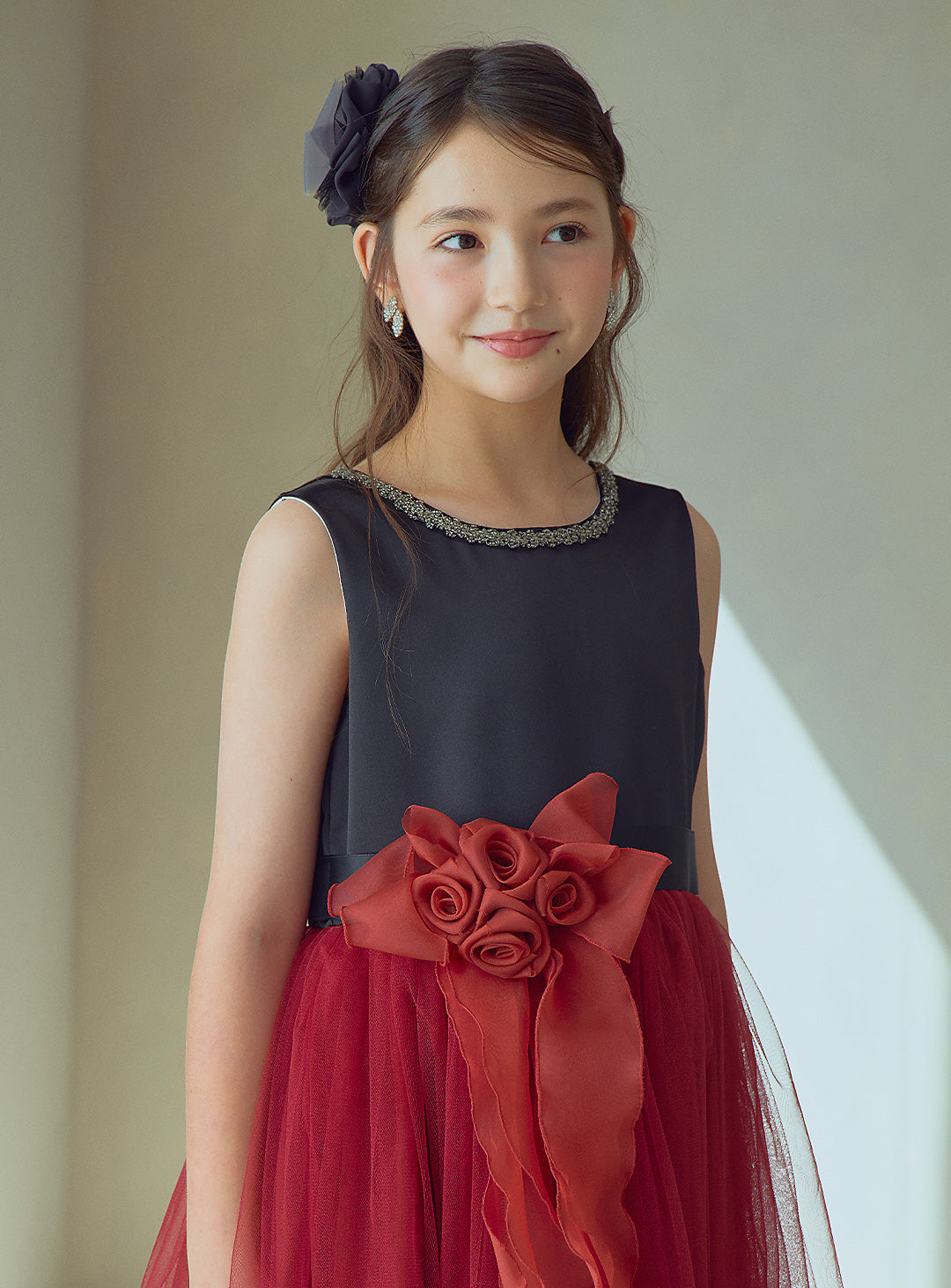Black and Red Rose Corsage Long Dress