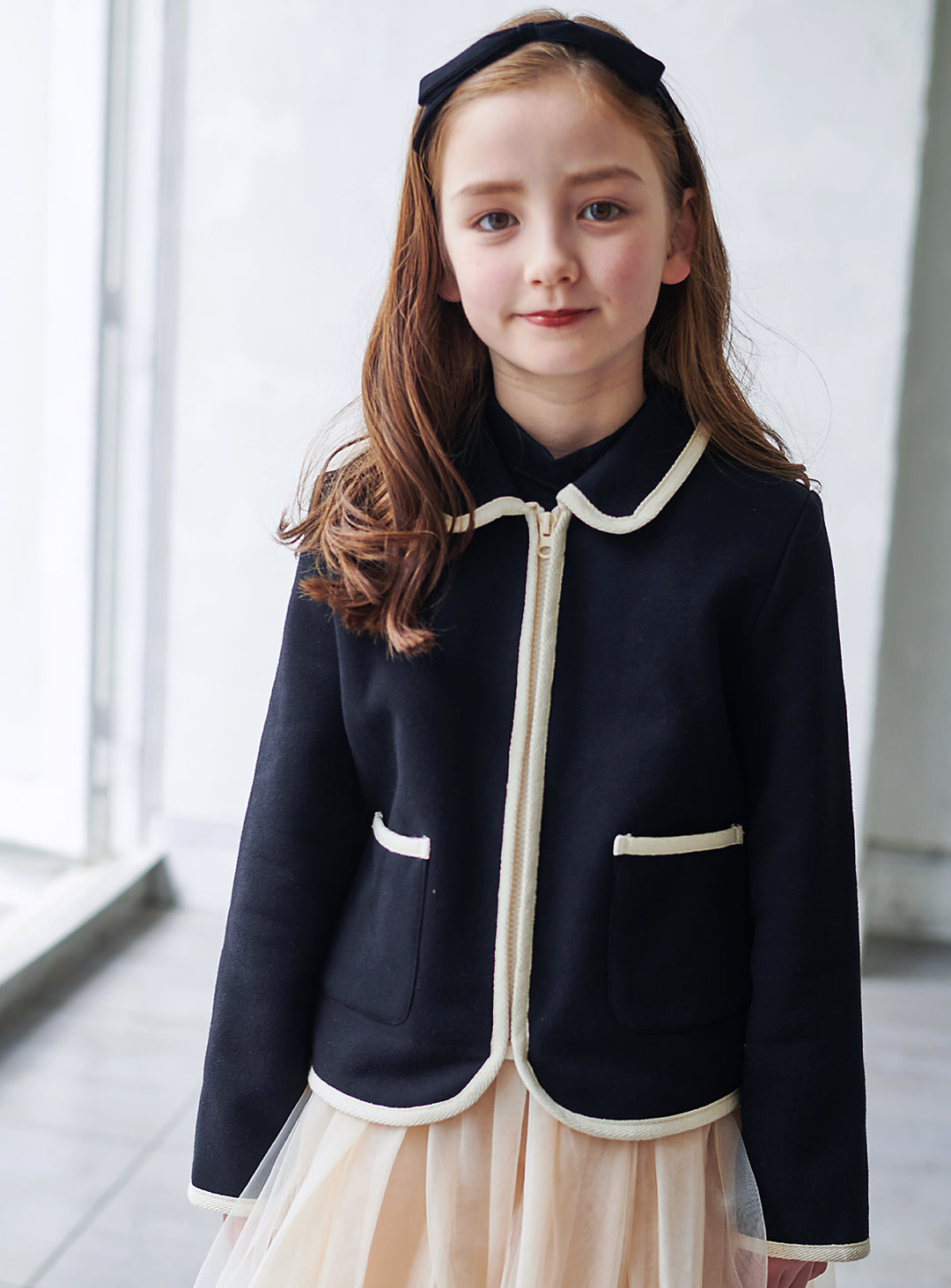 K9119 - ブラックジップアップジャケット