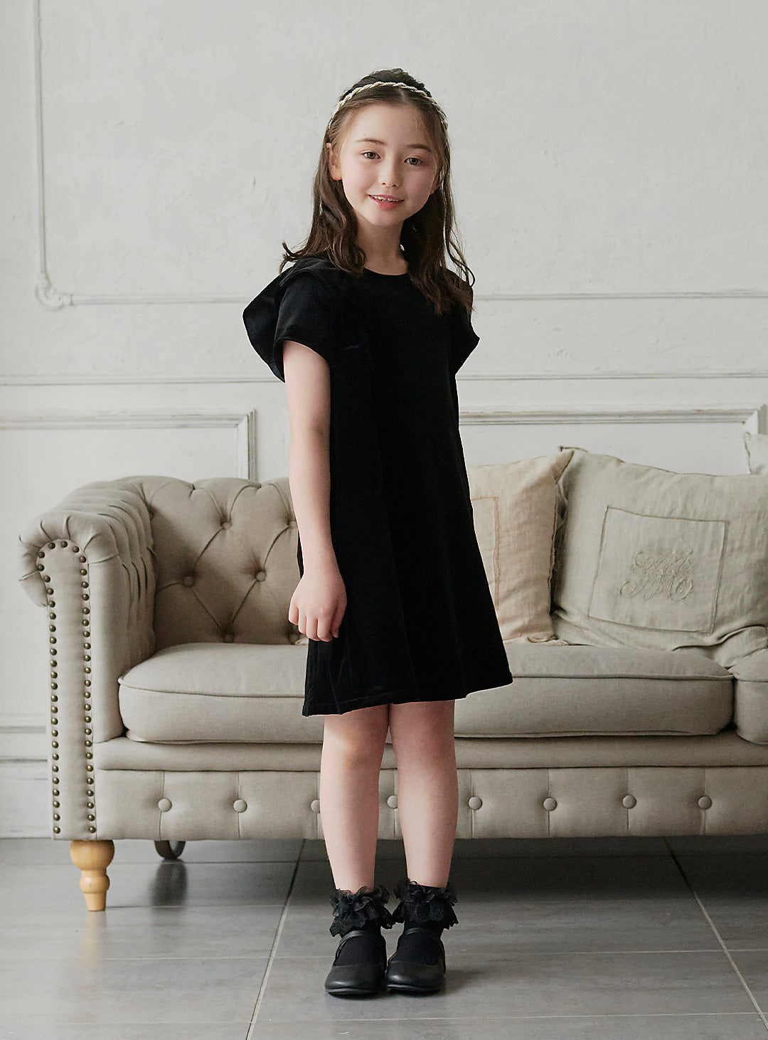 K3052 - ブラックベルベットフリルワンピース