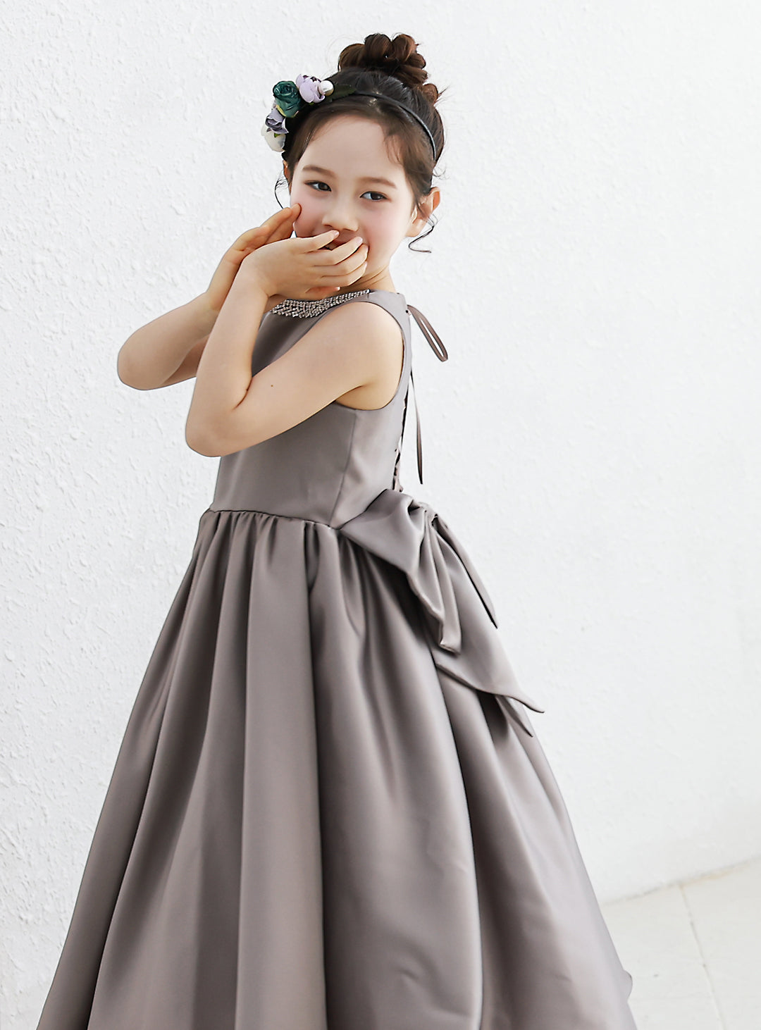 子供ドレス発表会・結婚式・おしゃれなDRESCCOのアイリスビジューネックレスゴールドグレードレスの画像6