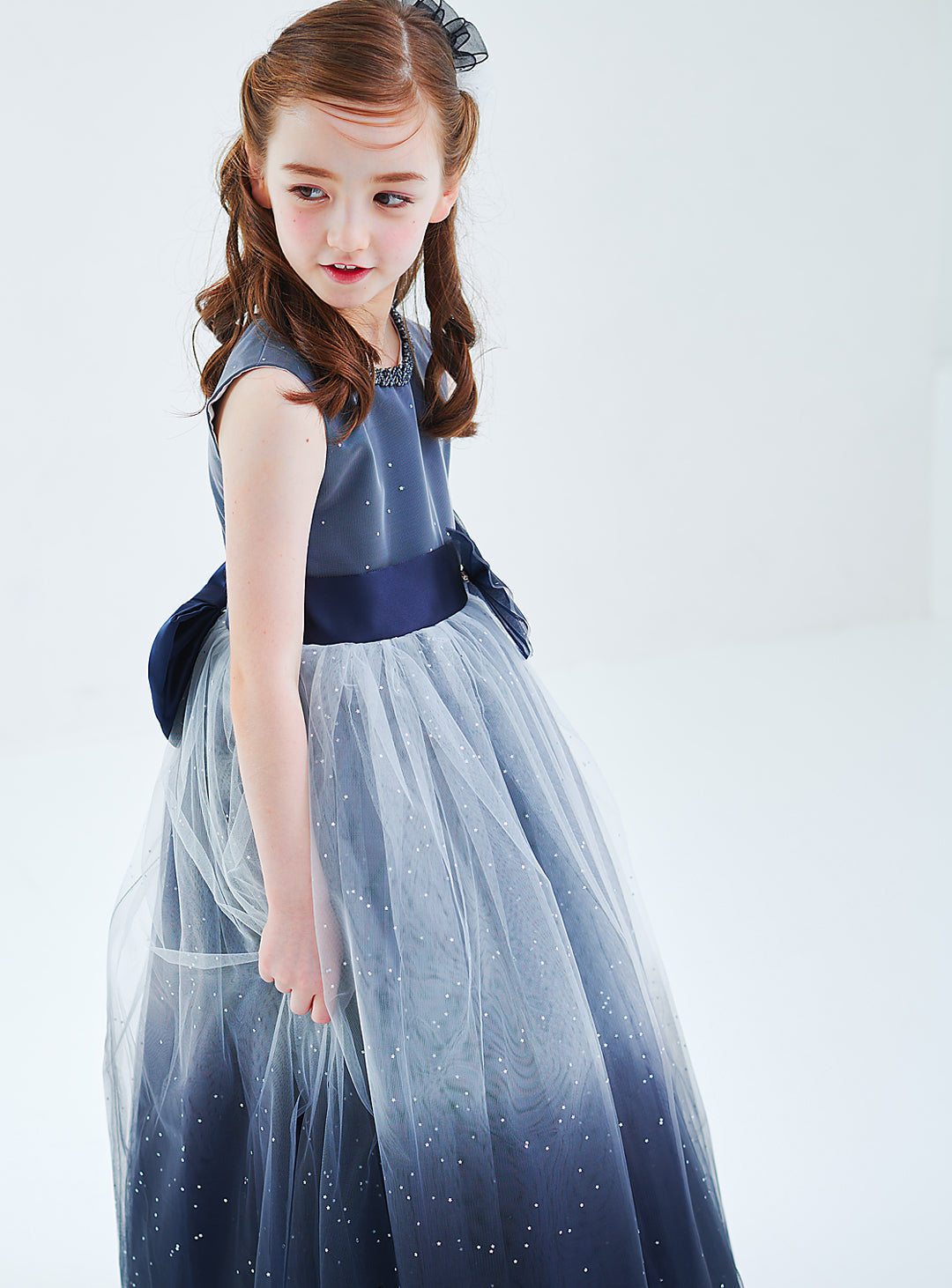 子供ドレス発表会・結婚式・おしゃれなDRESCCOのD-SU-172-グレイネイビーシルバースターロングドレスの画像11