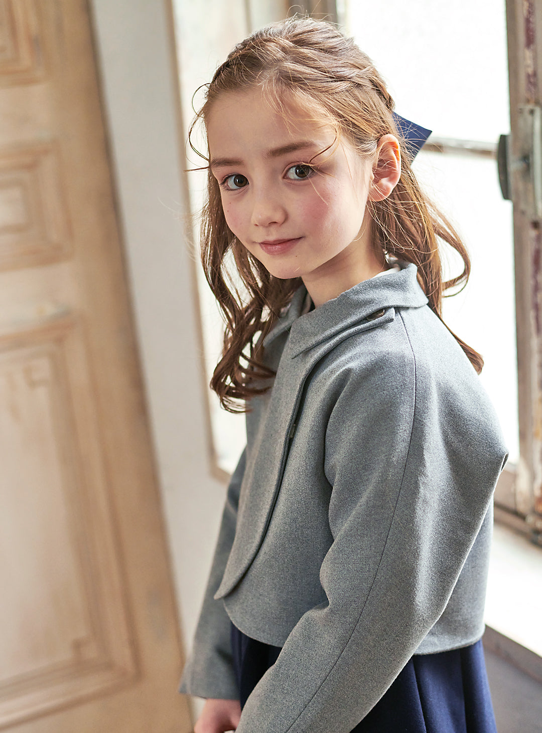 K8105 - クロップド丈テーラードジャケット