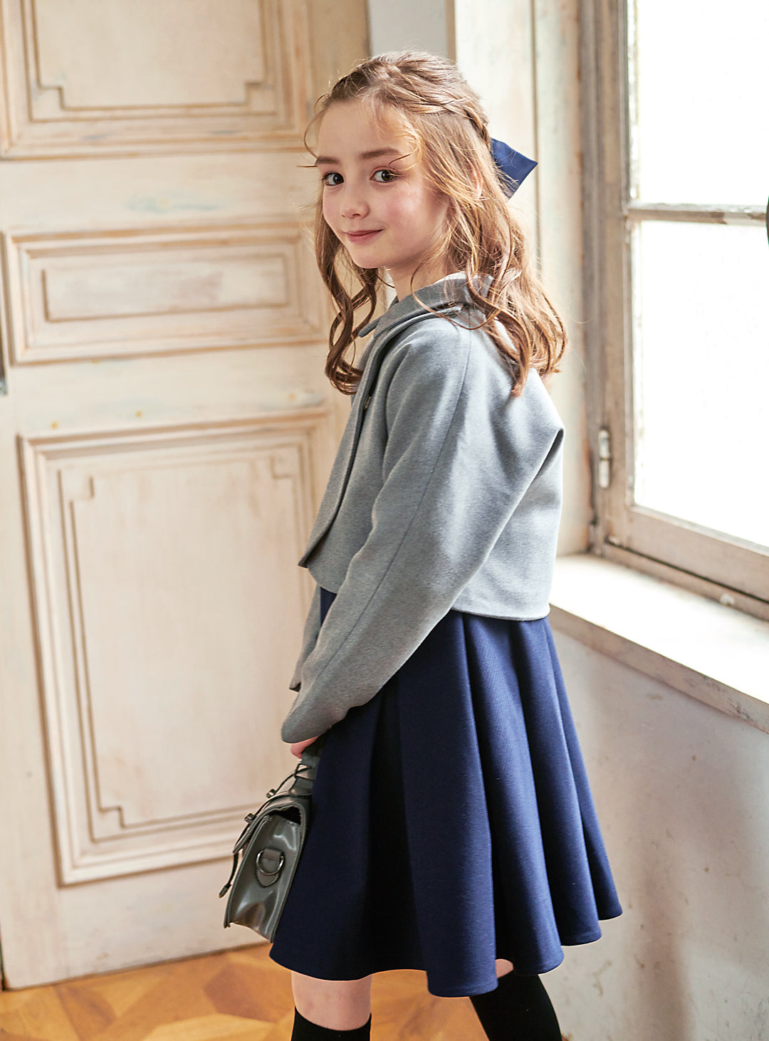 K8105 - クロップド丈テーラードジャケット