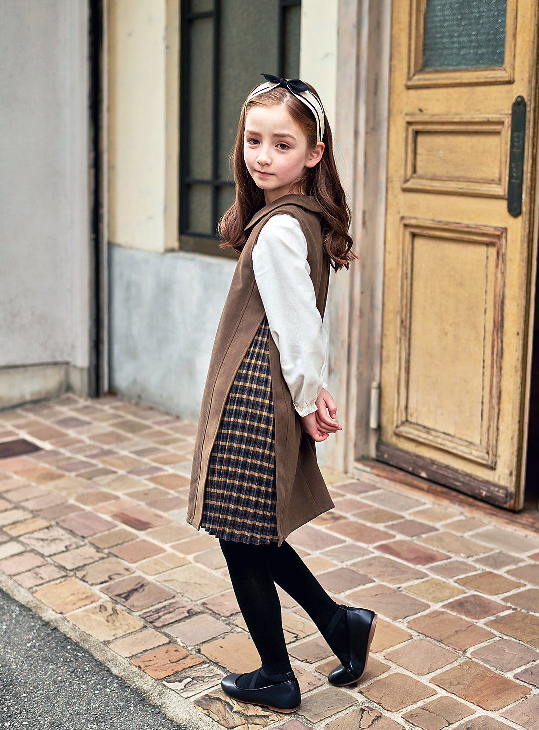 K9087 - アコーディオンプリーツ切り替えカーキワンピース